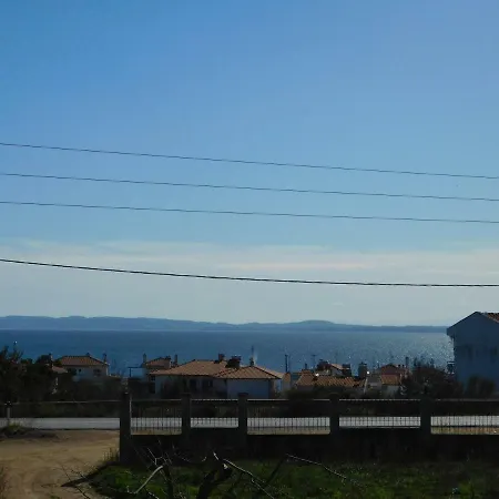 Lucid Dream Apt. |bozinis *