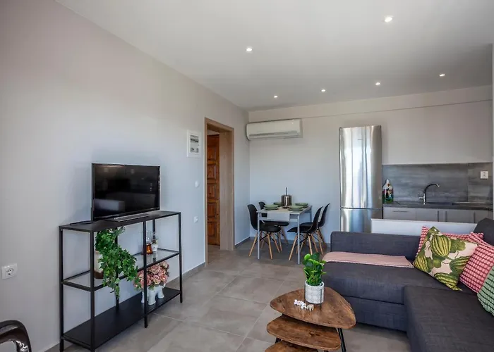 Lucid Dream Apt. |bozinis * Psakoudia