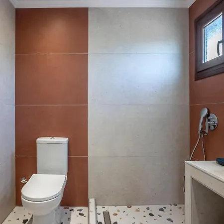 Lucid Dream Apt. |bozinis * Psakoudia