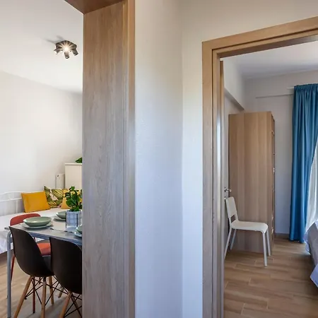 Lucid Dream Apt. |bozinis * Psakoudia
