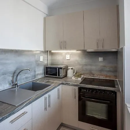 Lucid Dream Apt. |bozinis