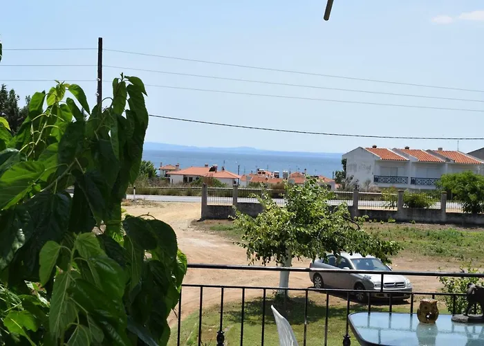 Lucid Dream Apt. |bozinis * Psakoudia