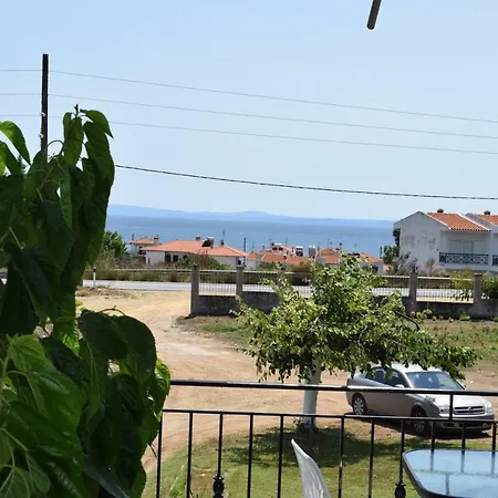 Lucid Dream Apt. |bozinis * Psakoudia